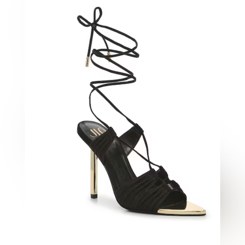 Jennifer Lopez Briel Sandal, Size 9.5. NWOB. Offers are welcomed.
